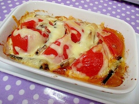 オイルサーディンのトマトのチーズ焼き